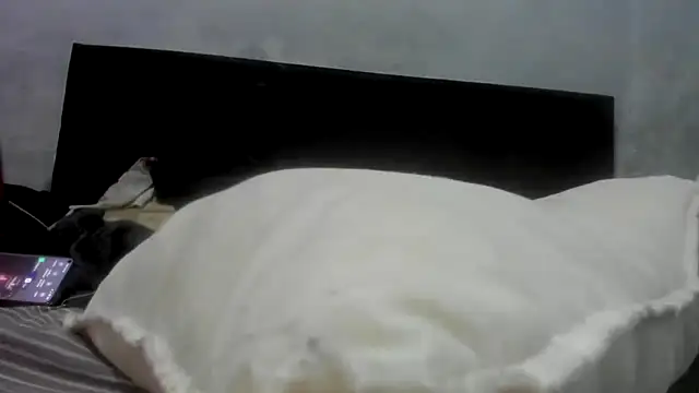 Snapshot of Novin18RJ chatting on October 2025 01:09:01 PM Novin18RJ online show from October 2025 01:09:01 PM