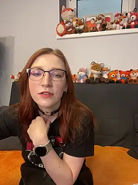 FinaFoxy online show from July 2026 09:28:01 AM
