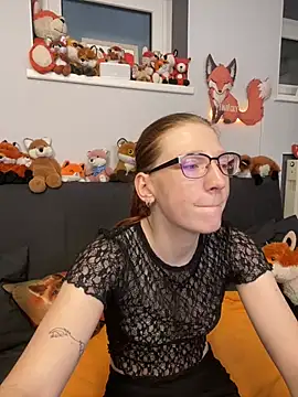 FinaFoxy online show from August 2026 09:15:02 AM