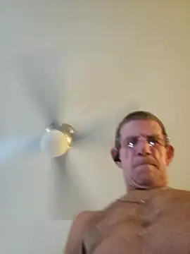 Snapshot of Daza67 chatting on December 2025 01:10:01 AM Daza67 online show from December 2025 01:10:01 AM