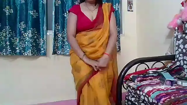 Snapshot of NautyBabe chatting on November 2025 06:19:01 PM NautyBabe online show from November 2025 06:19:01 PM