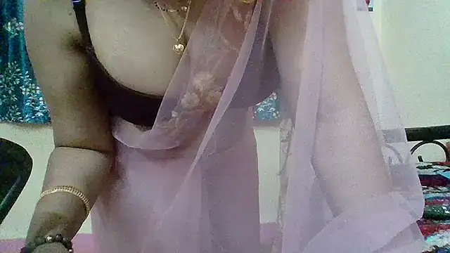 Snapshot of NautyBabe chatting on November 2025 09:32:01 PM NautyBabe online show from November 2025 09:32:01 PM