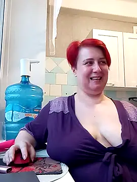 Snapshot of NikolRedMilf chatting on January 2025 07:24:02 AM NikolRedMilf online show from January 2025 07:24:02 AM