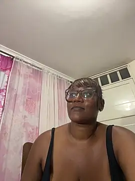 LiraRusso online show from March 2026 03:02:01 AM