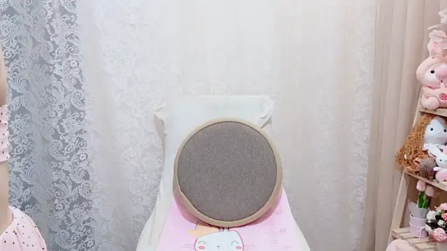 Rellababyy online show from November 2025 01:19:02 AM