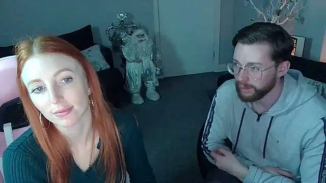 Snapshot of Red_firesquirt chatting on December 2024 09:25:02 PM Red firesquirt online show from December 2024 09:25:02 PM