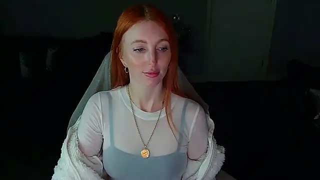 Snapshot of Red_firesquirt chatting on February 2025 03:16:01 PM Red firesquirt online show from February 2025 03:16:01 PM