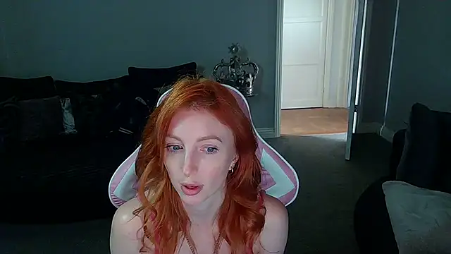 Snapshot of Red_firesquirt chatting on March 2025 03:28:02 PM Red firesquirt online show from March 2025 03:28:02 PM