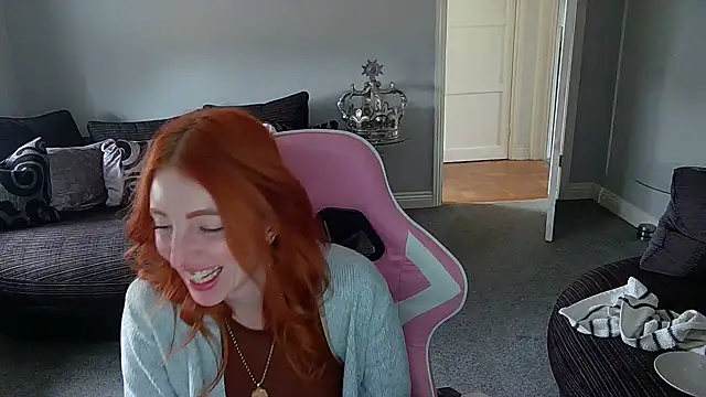 Snapshot of Red_firesquirt chatting on March 2025 02:29:02 PM Red firesquirt online show from March 2025 02:29:02 PM