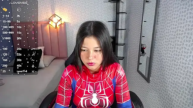 LORENADAVIES online show from October 2025 12:50:01 PM