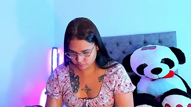 Snapshot of mabellfox chatting on December 2025 05:17:02 AM mabellfox online show from December 2025 05:17:02 AM