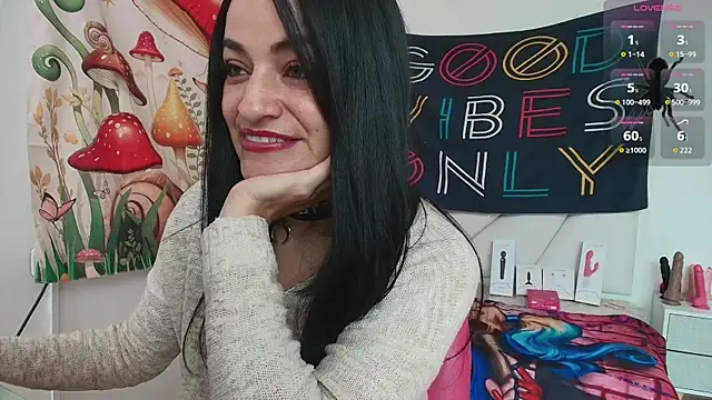 LovelyAzucena online show from March 2026 02:55:01 PM