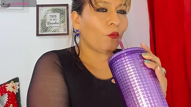 Snapshot of Victoria_Caruso chatting on December 2024 12:15:02 AM Victoria Caruso online show from December 2024 12:15:02 AM