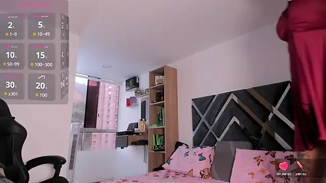 Nicolle alexandra online show from April 2026 08:06:02 PM