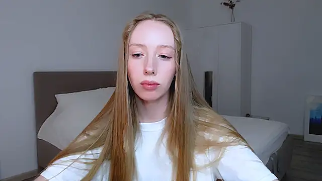 Luna insniity online show from December 2024 12:12:01 AM