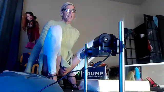 Snapshot of Taylorsexbot chatting on December 2024 04:08:02 PM Taylorsexbot online show from December 2024 04:08:02 PM