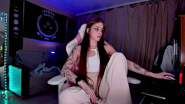 Snapshot of wet_dream_ chatting on December 2024 11:08:01 PM wet dream online show from December 2024 11:08:01 PM