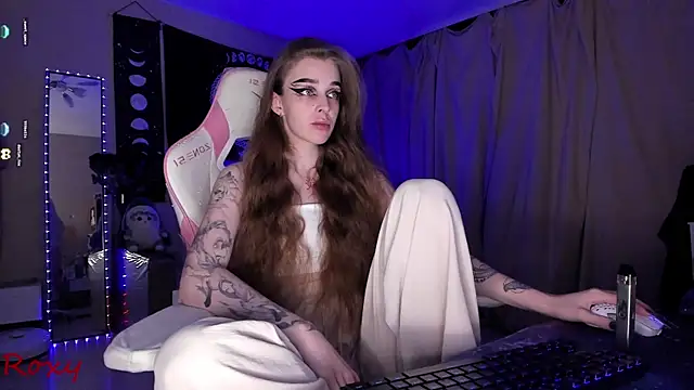 Snapshot of wet_dream_ chatting on October 2025 09:57:01 PM wet dream online show from October 2025 09:57:01 PM