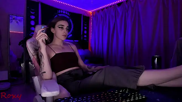 Snapshot of wet_dream_ chatting on November 2025 06:11:02 PM wet dream online show from November 2025 06:11:02 PM