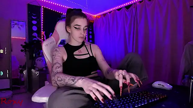 Snapshot of wet_dream_ chatting on December 2025 11:00:02 PM wet dream online show from December 2025 11:00:02 PM