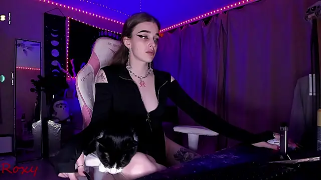 wet dream  online show from December 2025 07:42:01 PM