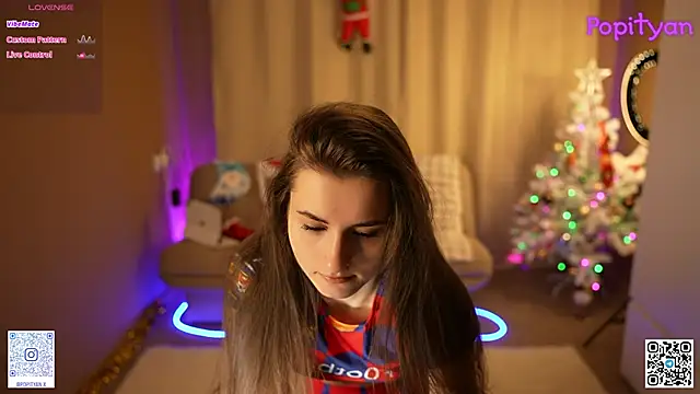 Snapshot of popityan1 chatting on December 2025 02:18:01 AM popityan1 online show from December 2025 02:18:01 AM