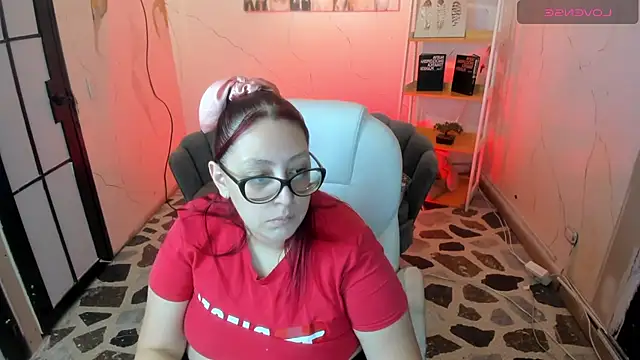 NiickyJones online show from September 2025 05:58:01 PM