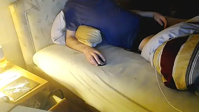 Snapshot of HornyRalfi55 chatting on January 2025 12:31:01 PM HornyRalfi55 online show from January 2025 12:31:01 PM