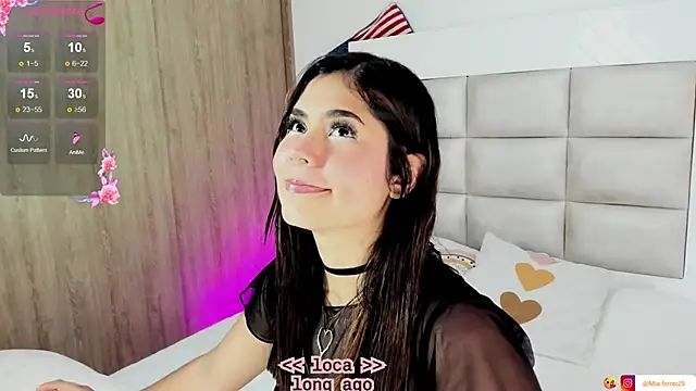 Snapshot of Goddess_mia2 chatting on September 2025 11:40:01 PM Goddess mia2 online show from September 2025 11:40:01 PM