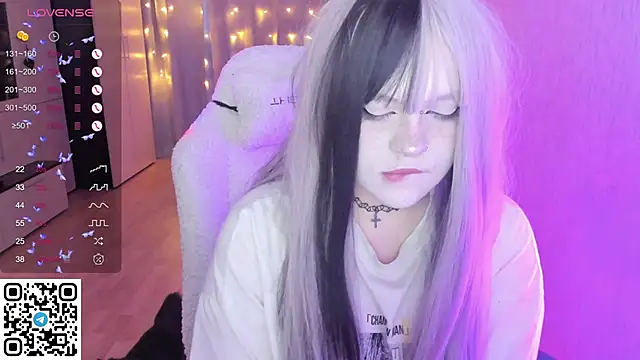 SelenaCute online show from February 2026 05:33:02 AM