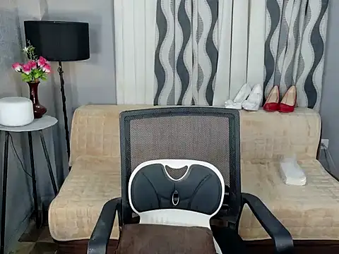 FATLUCY online show from February 2026 03:46:02 PM