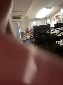 Snapshot of ft2022W chatting on February 2025 05:40:02 PM ft2022W online show from February 2025 05:40:02 PM