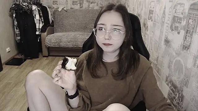 Snapshot of AmeliaKamishiro chatting on January 2025 05:15:01 PM AmeliaKamishiro online show from January 2025 05:15:01 PM