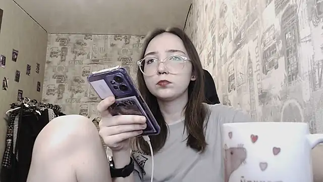 Snapshot of AmeliaKamishiro chatting on February 2025 06:06:01 PM AmeliaKamishiro online show from February 2025 06:06:01 PM