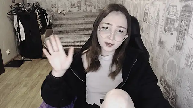 Snapshot of AmeliaKamishiro chatting on February 2025 02:37:01 PM AmeliaKamishiro online show from February 2025 02:37:01 PM