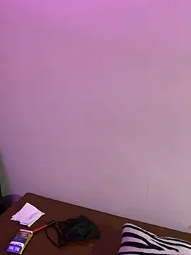 Felicia smok3 online show from February 2025 03:36:01 AM