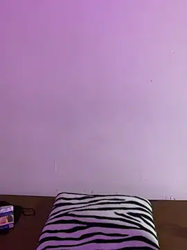 Felicia smok3 online show from March 2025 03:11:02 AM