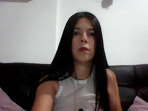 Snapshot of Alexxawinter chatting on November 2025 12:54:01 AM Alexxawinter online show from November 2025 12:54:01 AM