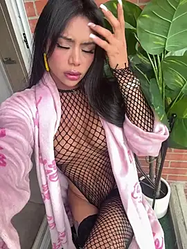 HOT LADY 777 online show from January 2026 03:05:01 PM