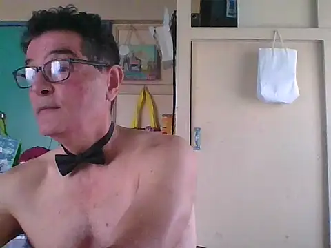 Snapshot of kavir-sebastien chatting on September 2025 03:35:02 PM kavir-sebastien online show from September 2025 03:35:02 PM