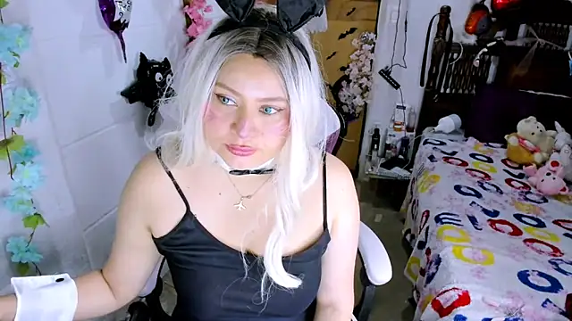 Snapshot of SofiaOlivares chatting on October 2025 05:42:01 PM SofiaOlivares online show from October 2025 05:42:01 PM