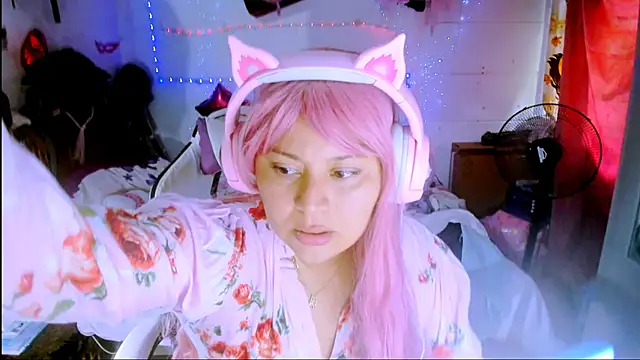 Snapshot of SofiaOlivares chatting on November 2025 04:29:01 PM SofiaOlivares online show from November 2025 04:29:01 PM