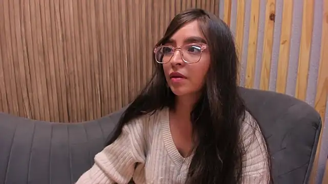 Snapshot of Eva_Macalliter chatting on February 2025 08:55:01 AM Eva Macalliter online show from February 2025 08:55:01 AM