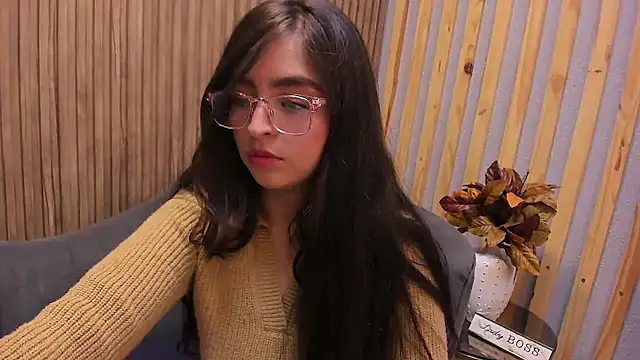 Snapshot of Eva_Macalliter chatting on February 2025 02:45:01 AM Eva Macalliter online show from February 2025 02:45:01 AM