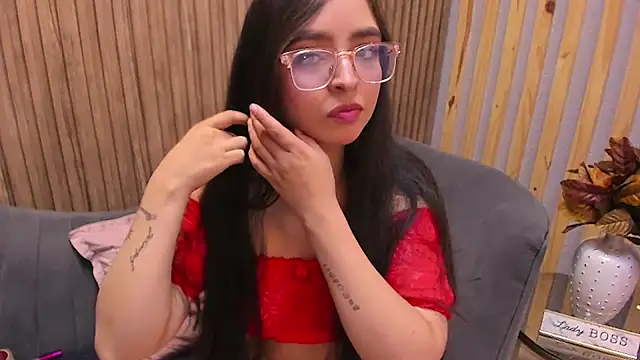 Snapshot of Eva_Macalliter chatting on February 2025 03:11:02 AM Eva Macalliter online show from February 2025 03:11:02 AM