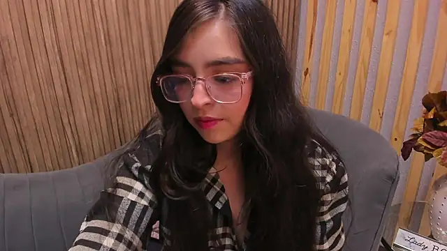 Snapshot of Eva_Macalliter chatting on February 2025 02:40:01 AM Eva Macalliter online show from February 2025 02:40:01 AM