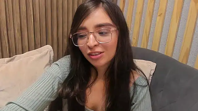 Snapshot of Eva_Macalliter chatting on March 2025 08:55:02 AM Eva Macalliter online show from March 2025 08:55:02 AM