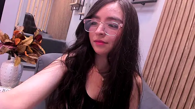 Snapshot of Eva_Macalliter chatting on October 2025 02:54:01 AM Eva Macalliter online show from October 2025 02:54:01 AM