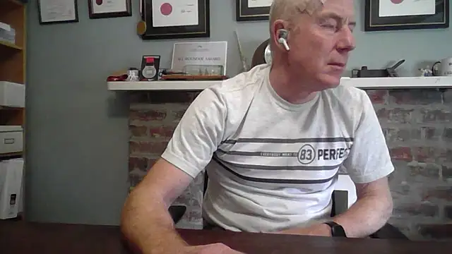 Snapshot of jiggy77777 chatting on December 2024 02:57:01 AM jiggy77777 online show from December 2024 02:57:01 AM