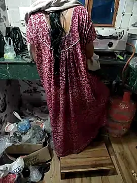 COUPLLE VILLAGE online show from March 2025 04:13:01 AM